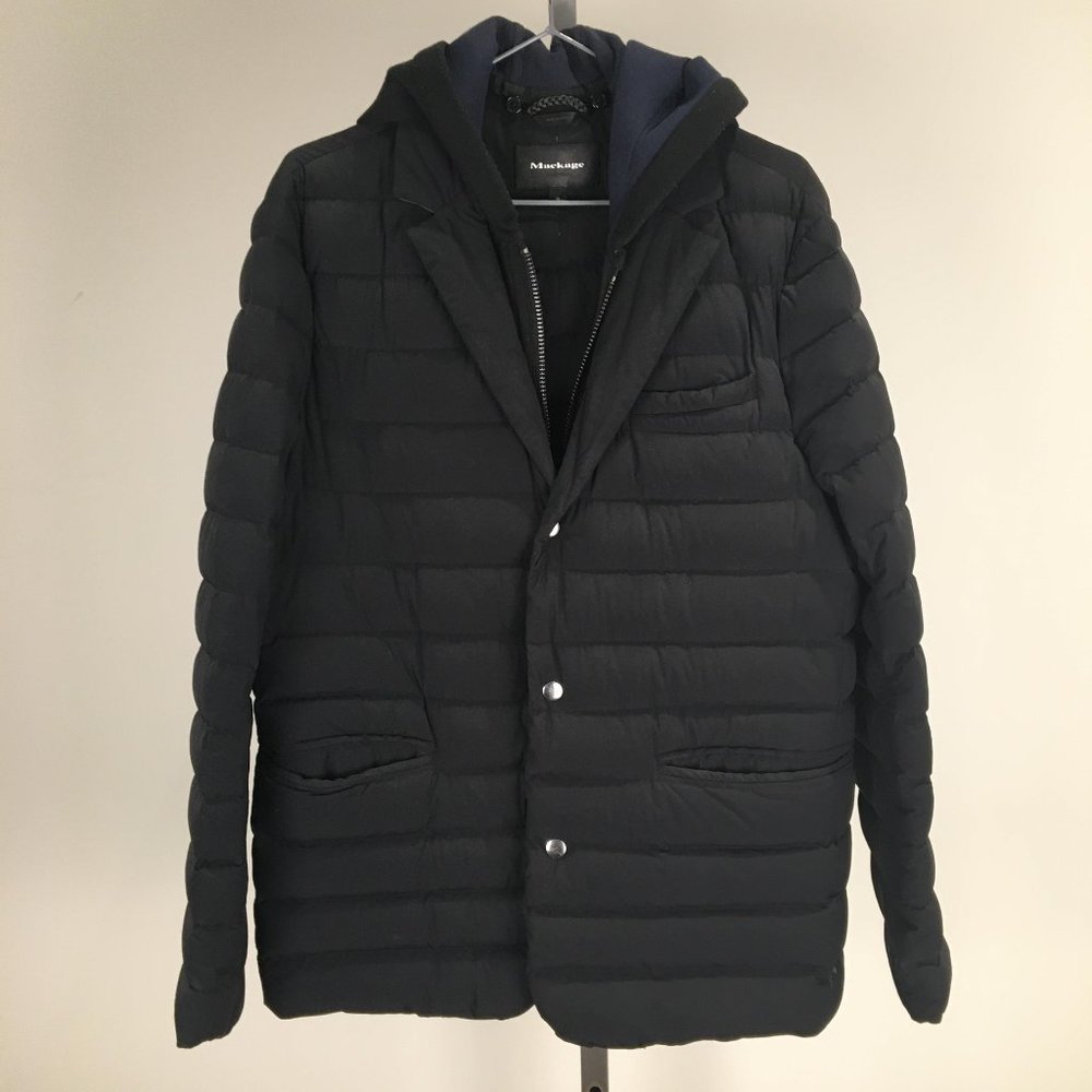 Mackage Drey Mens light down jacket